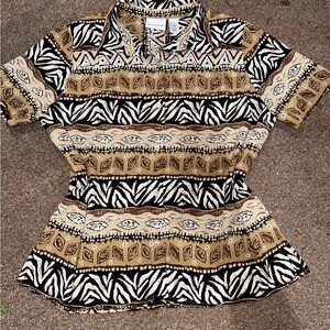 Women’s Alfred dunner western lightweight flowy button down shirt!